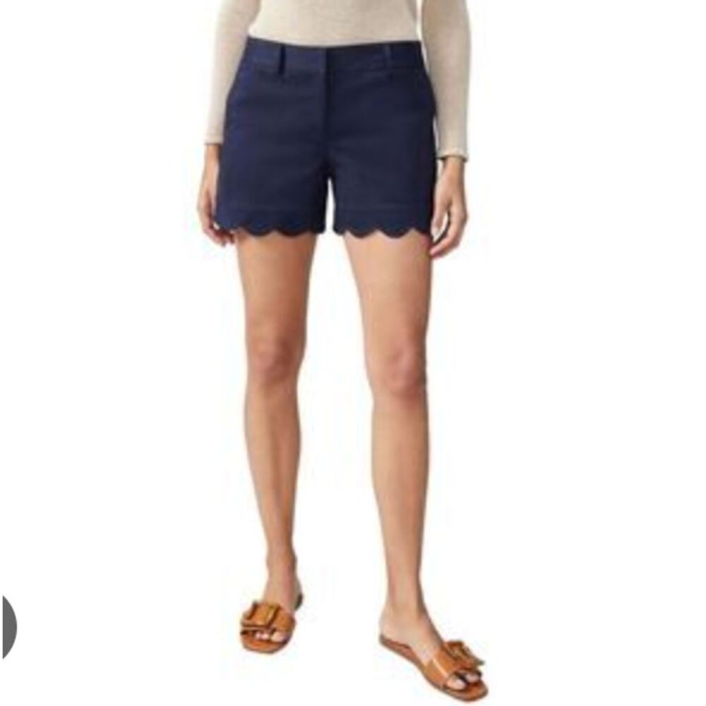 J. McLaughlin Petal Short Navy Scallop Hem Shorts Size 4 Preppy